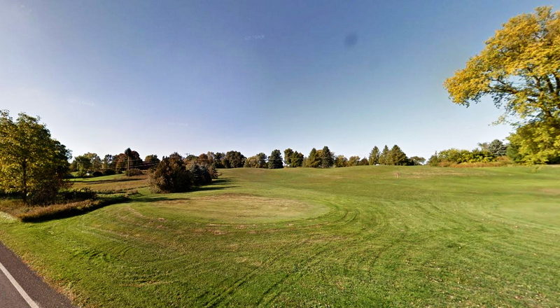 Riverbend Golf Course - 2012 Street View